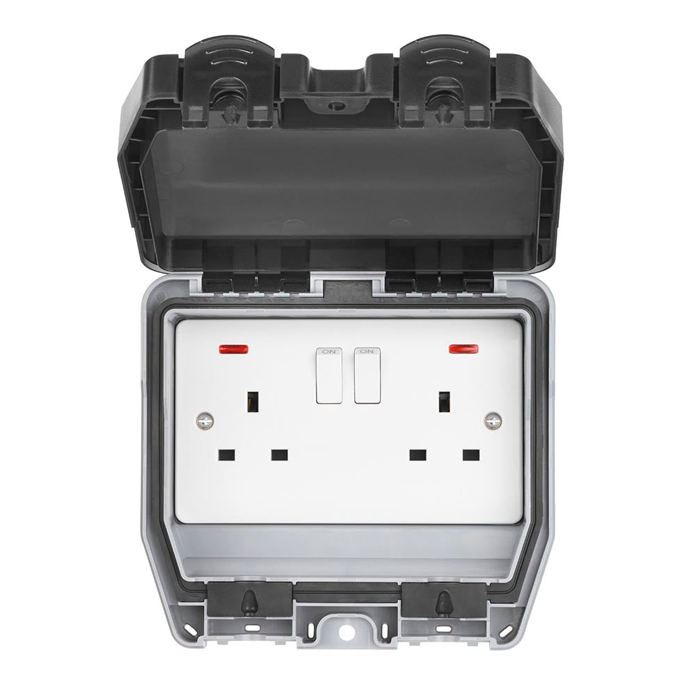 Weatherproof 13A 2G DP Switched Socket WP422
